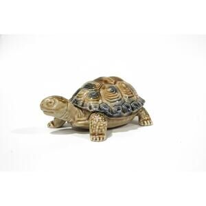 Vintage Wade Whimsies Porcelain Turtle Figurine England Red Rose Tea